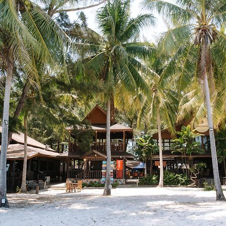 Sutera @ Mantanani Island Resort & Spa Exterior photo